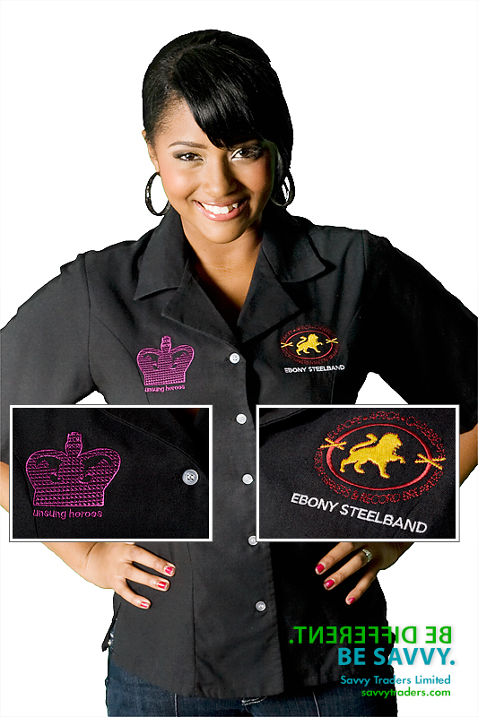 Short sleeved shirt with embroidered corporate logo